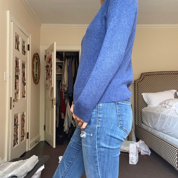American Eagle Blue Sweater - Picture 1 of 2